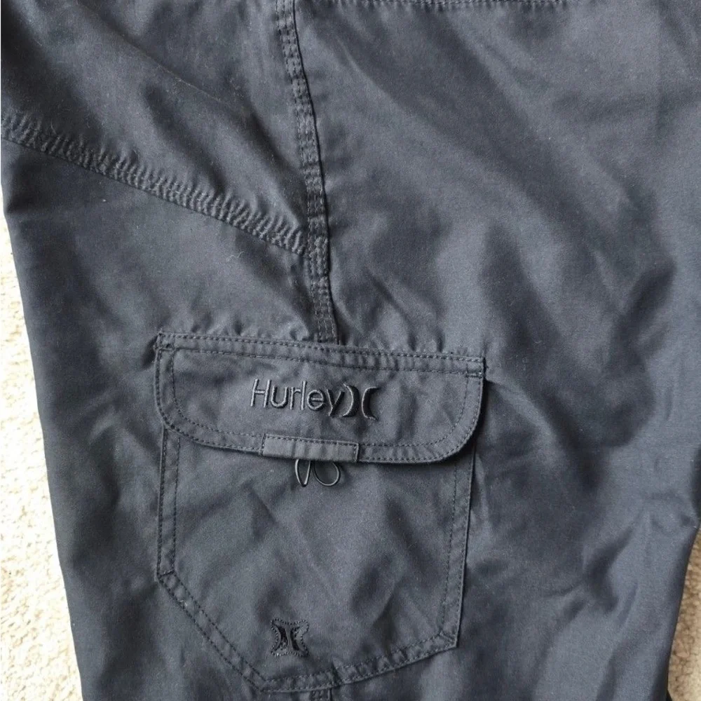 Men’s Hurley board Shorts - Picture 2 of 3